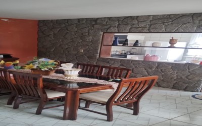 CASA - JARDIM ALPINO (BECO)